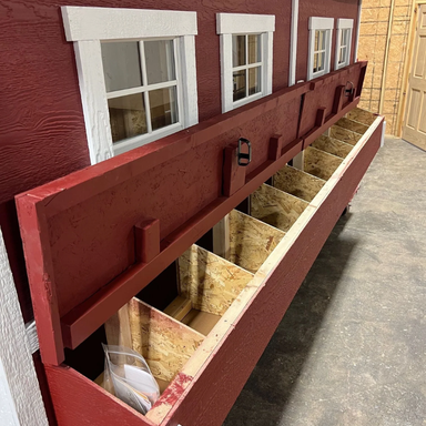 OverEZ_Jumbo_Chicken_Coop_Feeding_Area